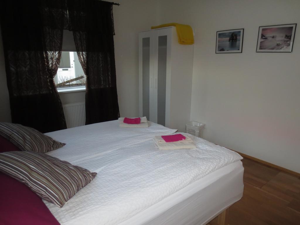 Teigur Guesthouse 아크라네스 외부 사진